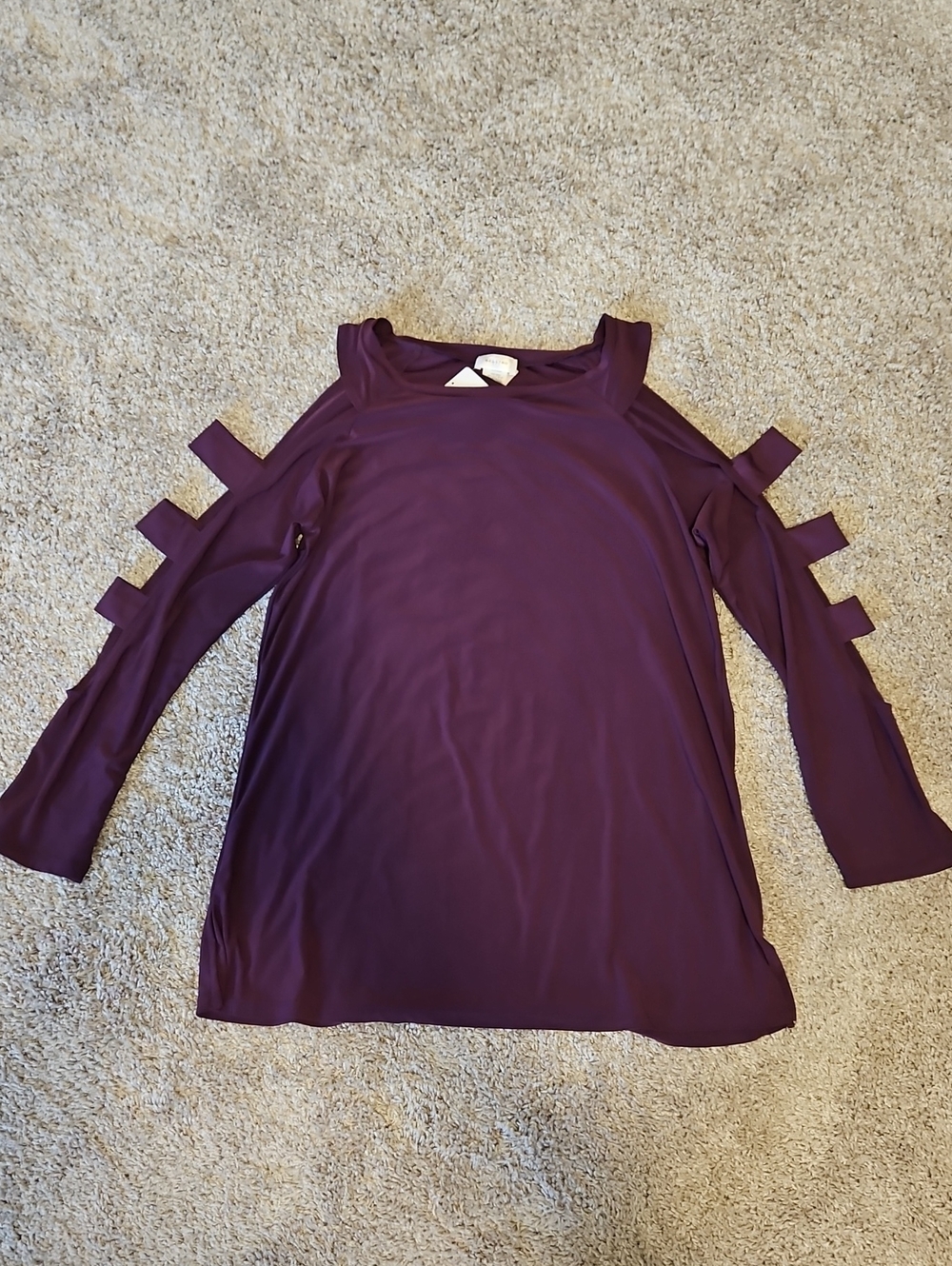 Bellino Plum Cold-Shoulder & Sleeve Long Sleeve Top